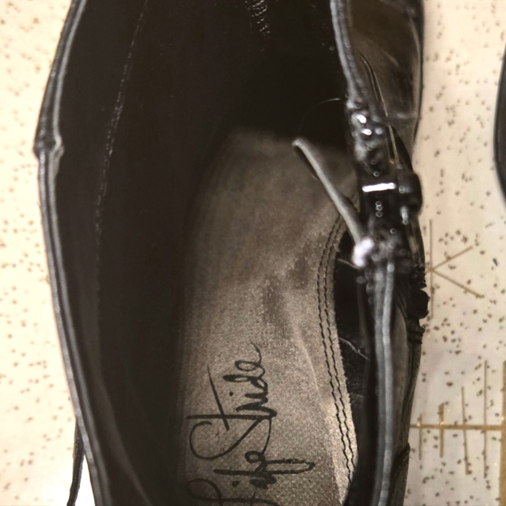 Life Stride Zippered Ankle Boots, 8.5 - Picture 6 of 8